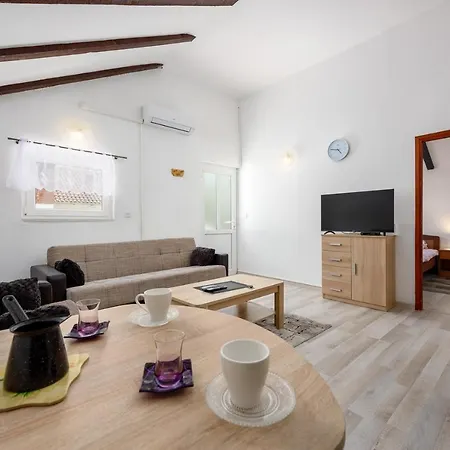 Guest house House With *