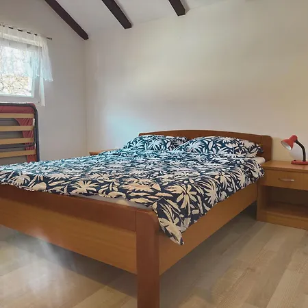 House With Guest house Umag